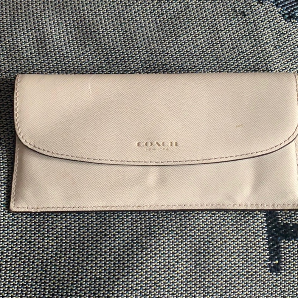 Coach - White Wallet